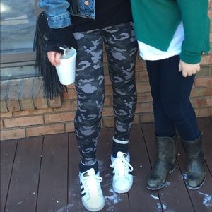 Camo Fabletics High Waist Legging